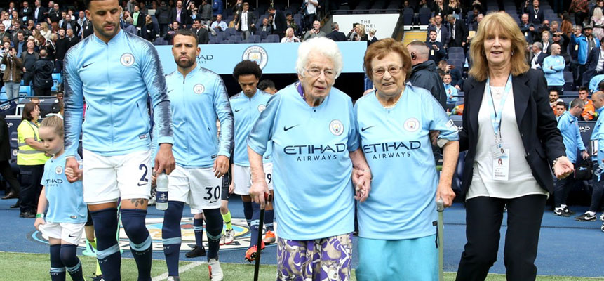 Age doesn't matter! The oldest soccer fans