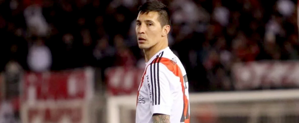 Jonathan Fabbro, during a River Plate match