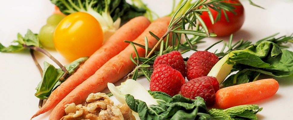 Vegetables and vegetables on a table.