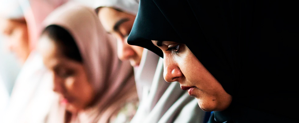 Group of saudi women