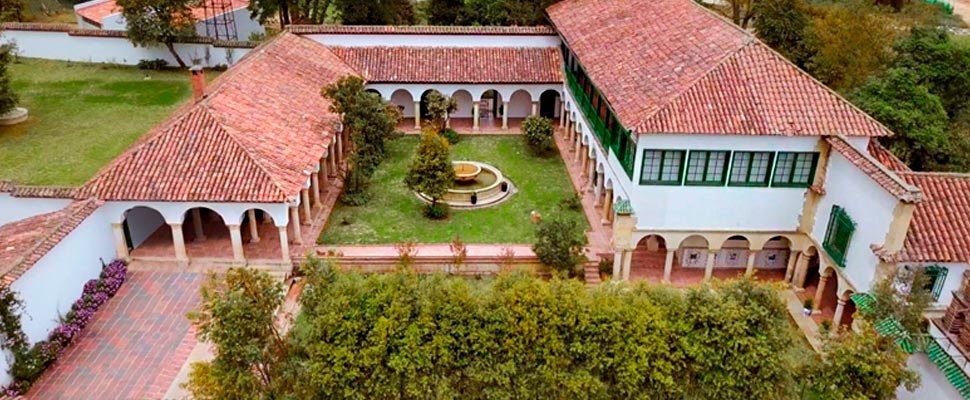 Colonial House 'Hacienda Casa Blanca'.