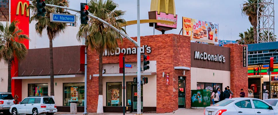 Exterior view of a Mc Donalds store