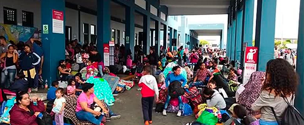 Venezuelan population in a transport terminal