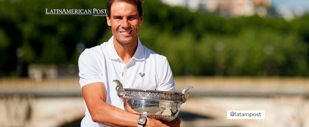 Rafael Nadal with the Roland Garros 2022 cup