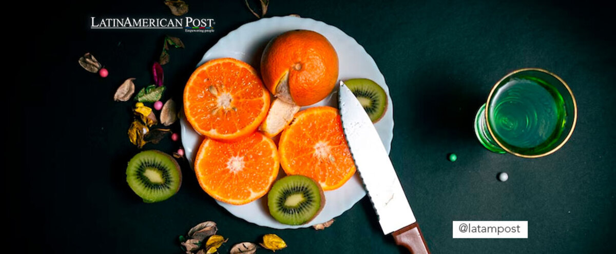 Plate with Kiwi and oranges