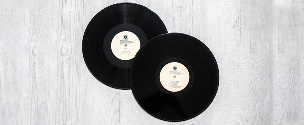 The vinyl comes back! The possibility of enjoying music again as before