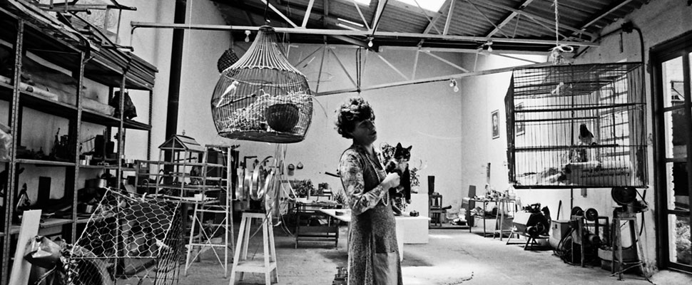 Feliza Bursztyn: the Colombian woman who dared to make sculptures with scrap metal before it was in