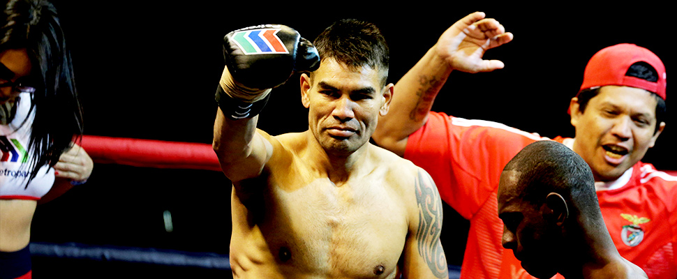 Richard "La Pantera" Moray before a fight in the boxing ring