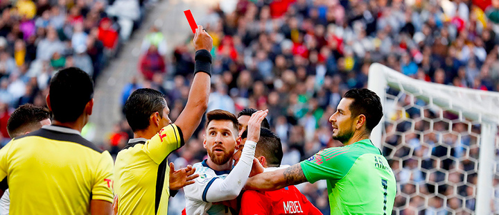 Argentine sport court member advices Messi to apologize Argentine sport court member advices Messi to apologize